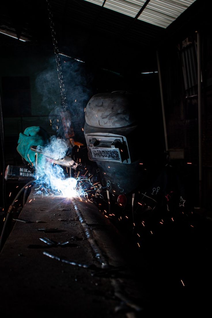 Tukang Las Profesional